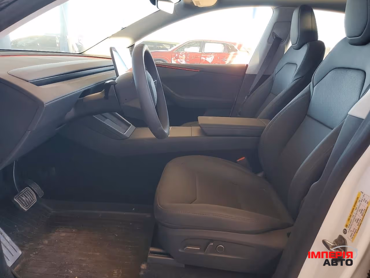 Tesla Model Y - фото 8
