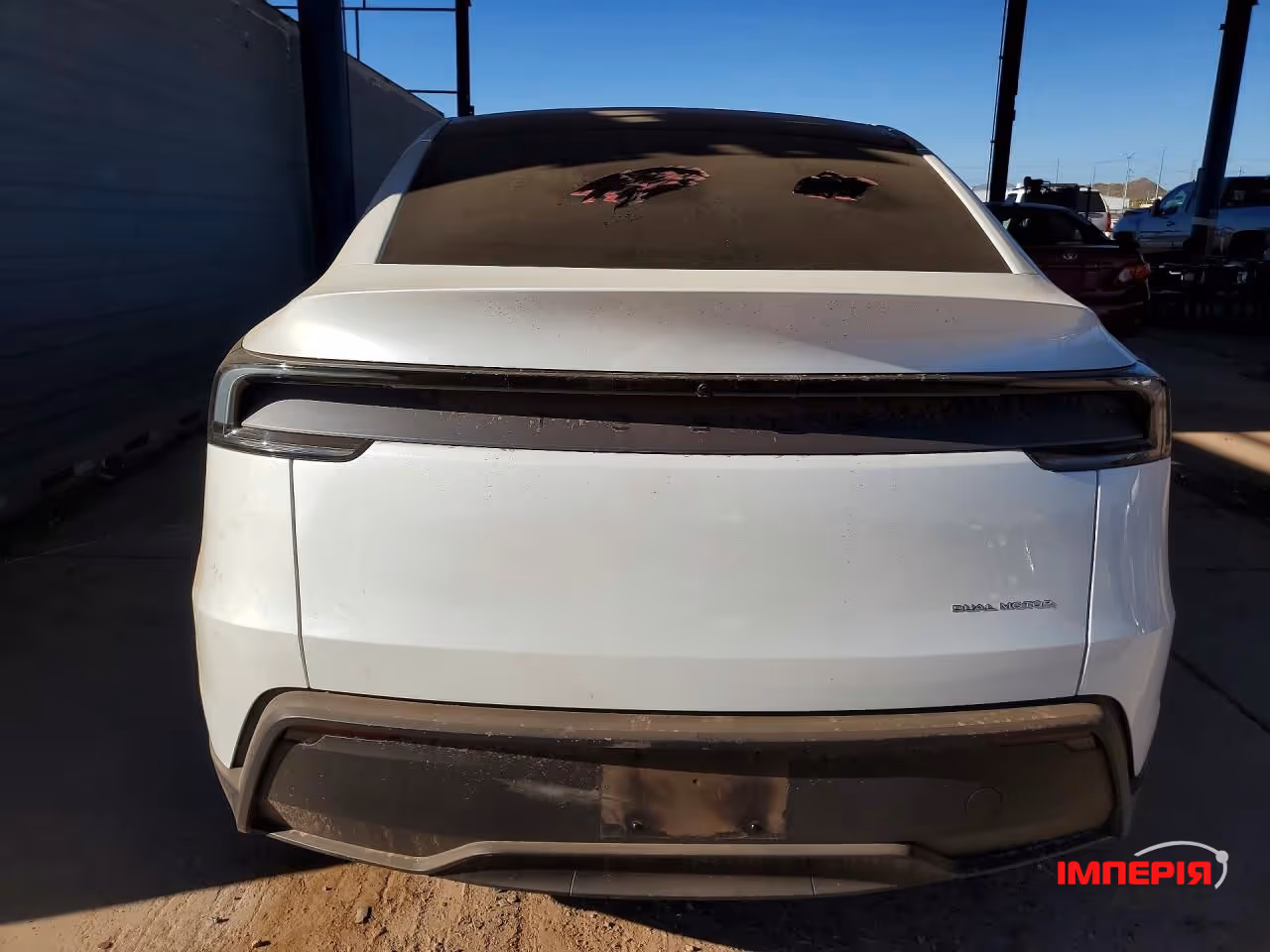 Tesla Model Y - фото 6