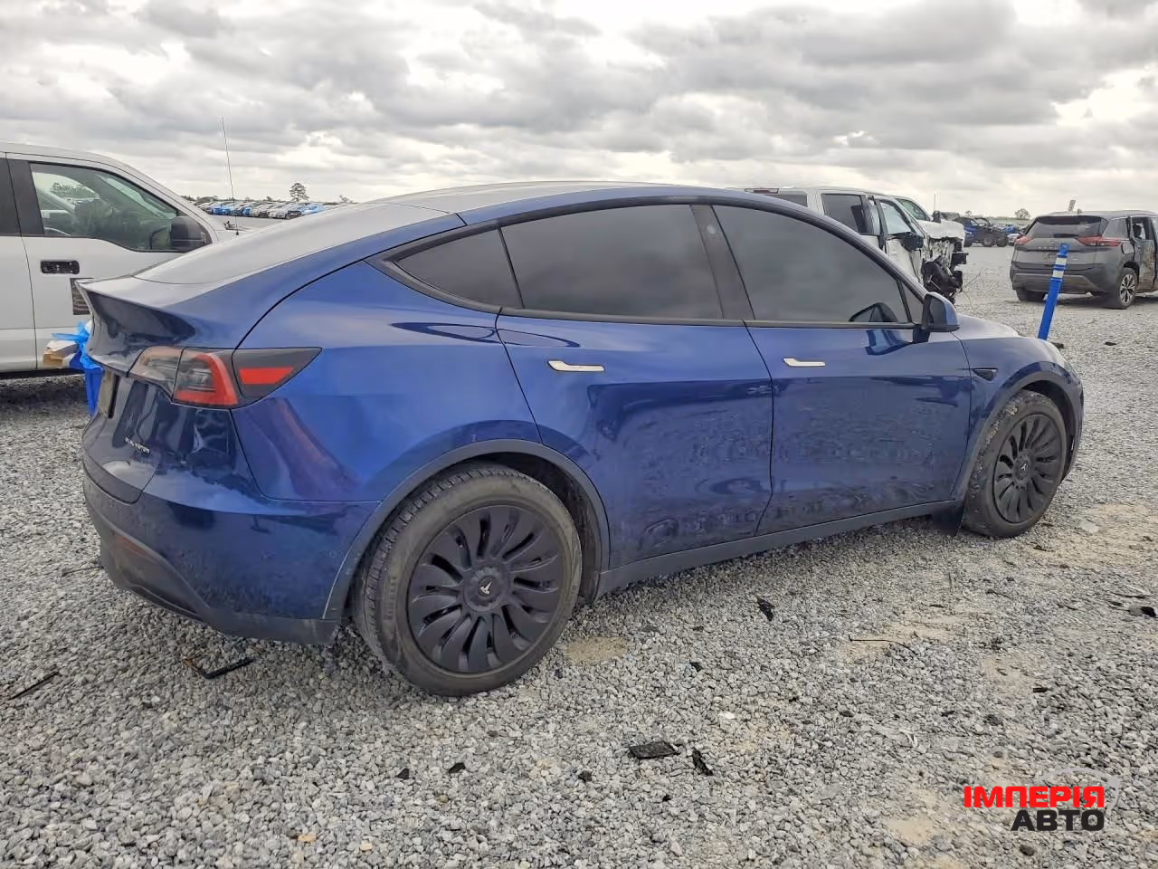 Tesla Model Y - фото 4