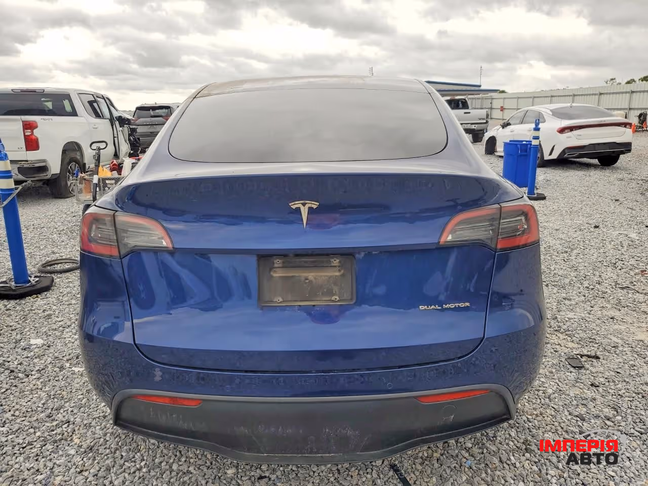Tesla Model Y - фото 6