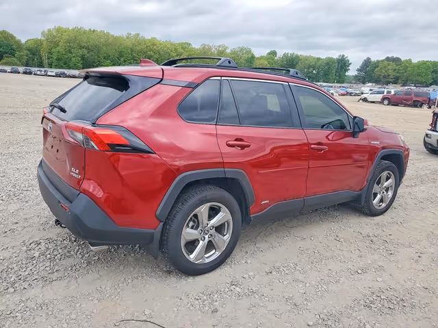 Toyota RAV4 - фото 5