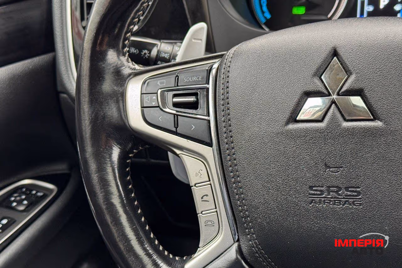 Mitsubishi Outlander - фото 20