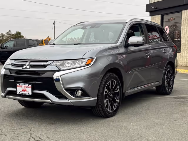 Mitsubishi Outlander - фото 3
