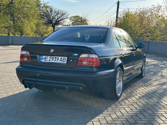 BMW 5 серії - фото 4