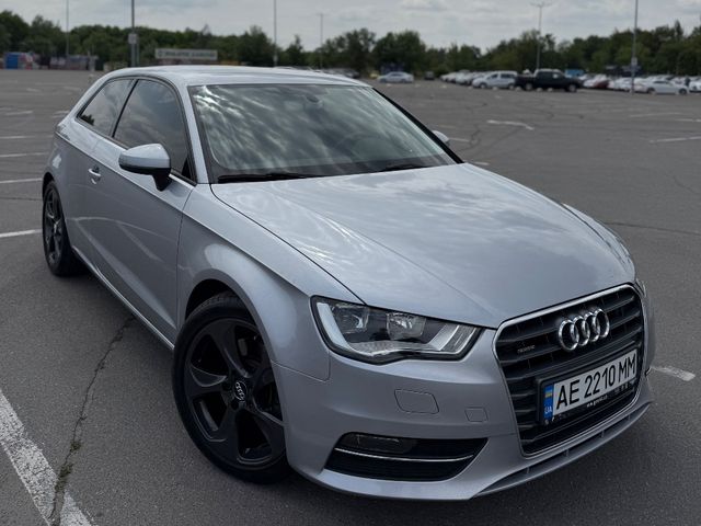 Audi A3 - зображення 1