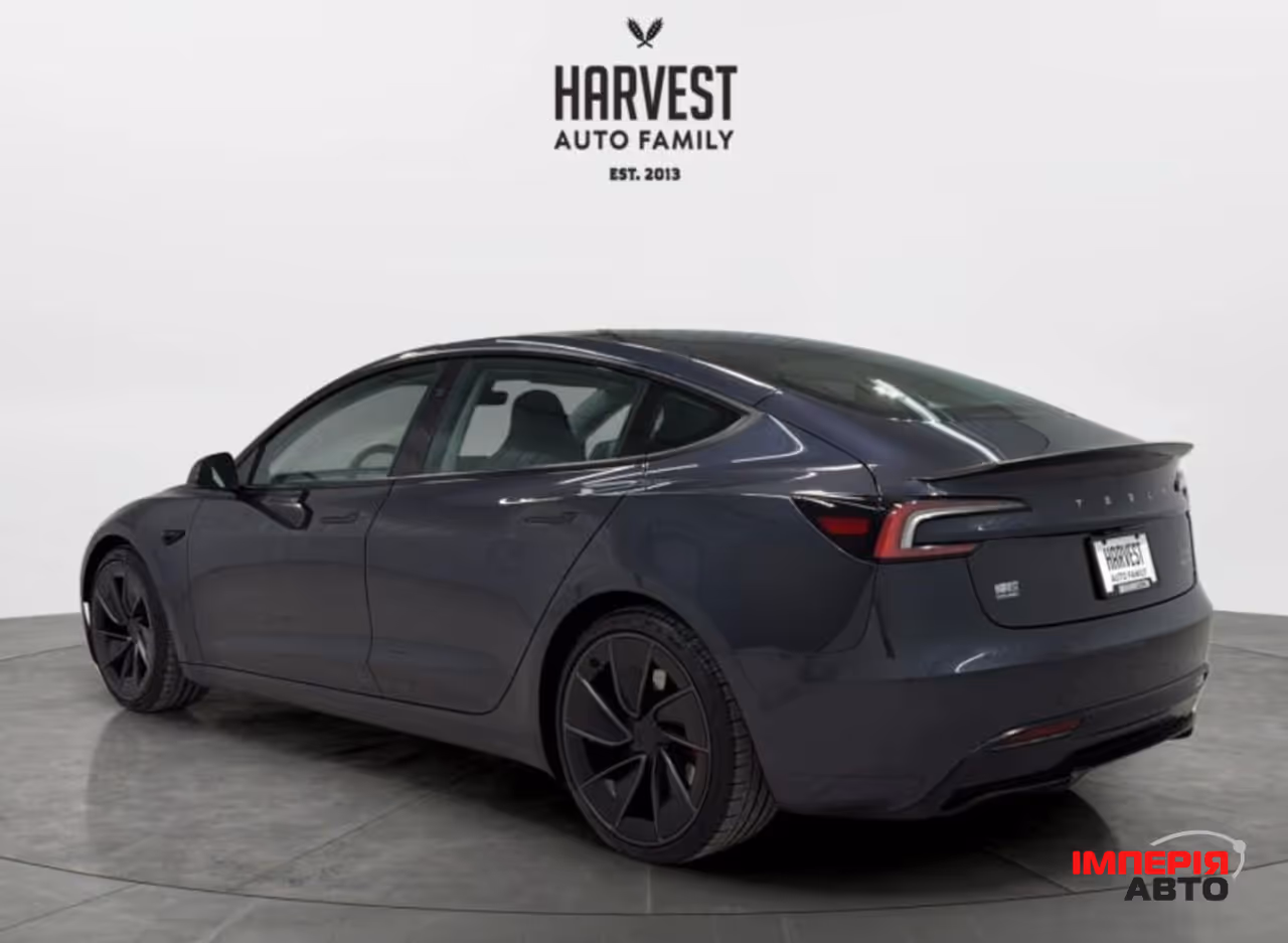 Tesla Model 3 - фото 2