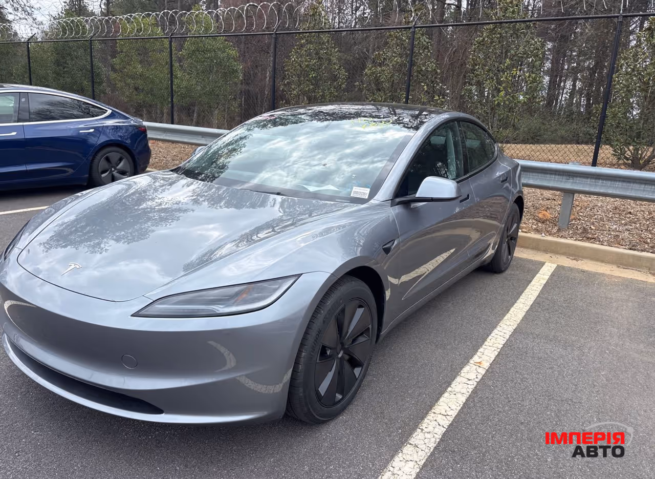 Tesla Model 3 - фото 3