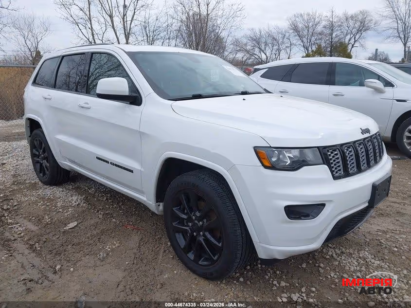 Jeep Grand Cherokee - фото 3