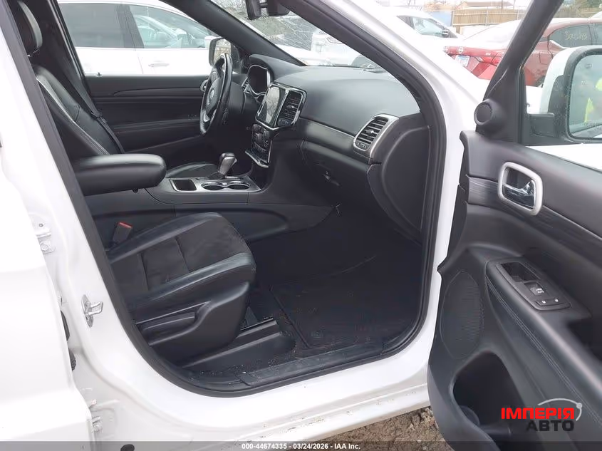 Jeep Grand Cherokee - фото 7