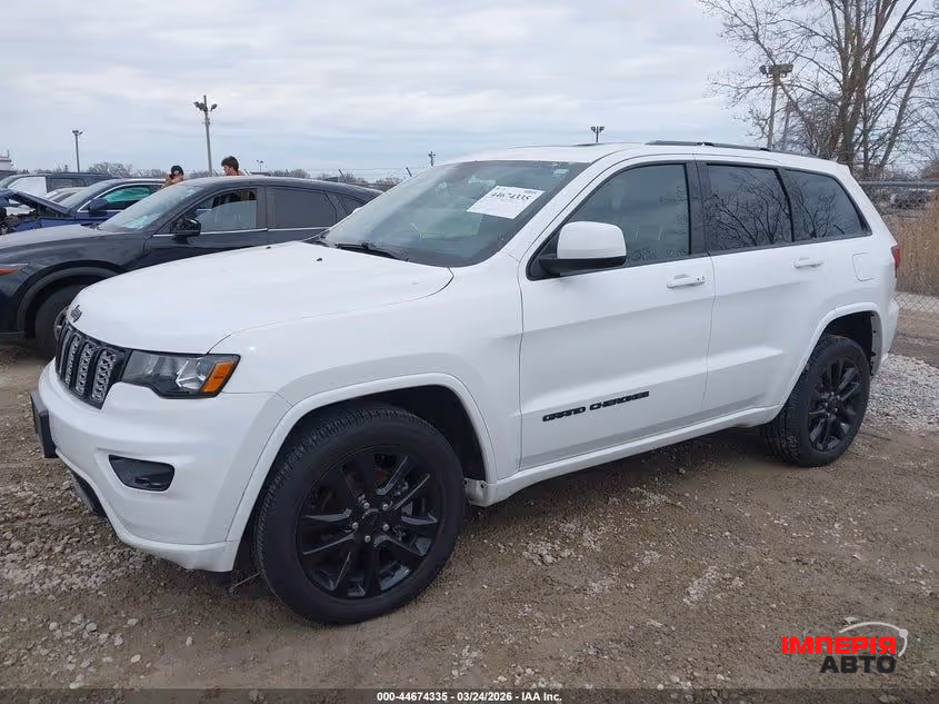 Jeep Grand Cherokee - фото 2