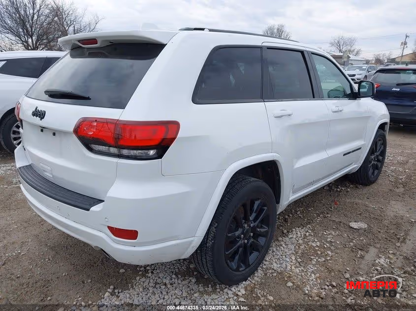 Jeep Grand Cherokee - фото 4