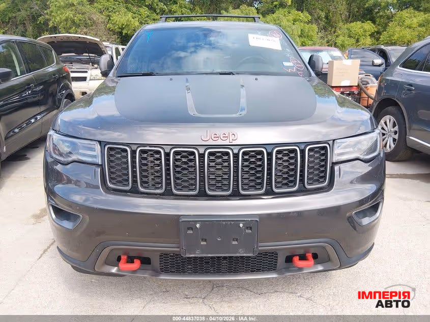 Jeep Grand Cherokee - фото 1