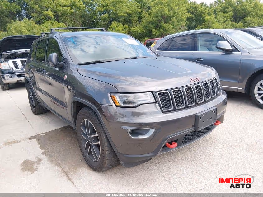 Jeep Grand Cherokee - фото 2