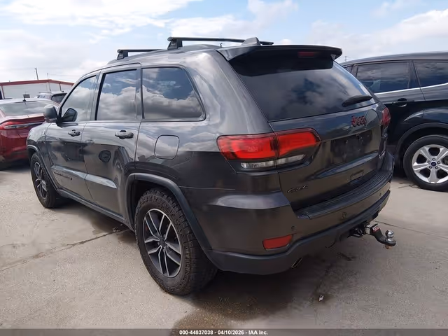 Jeep Grand Cherokee - фото 5
