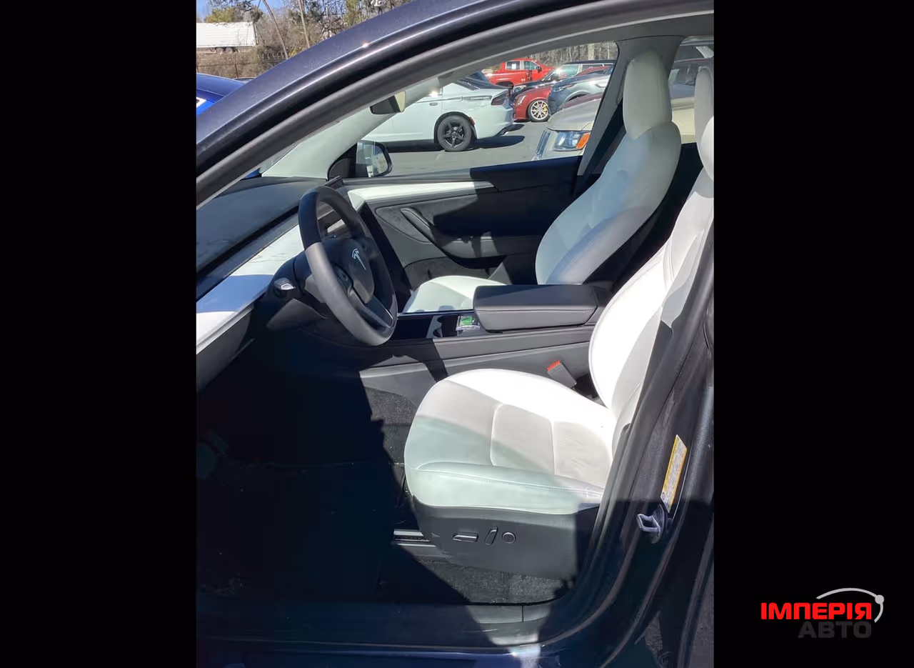 Tesla Model Y - фото 4