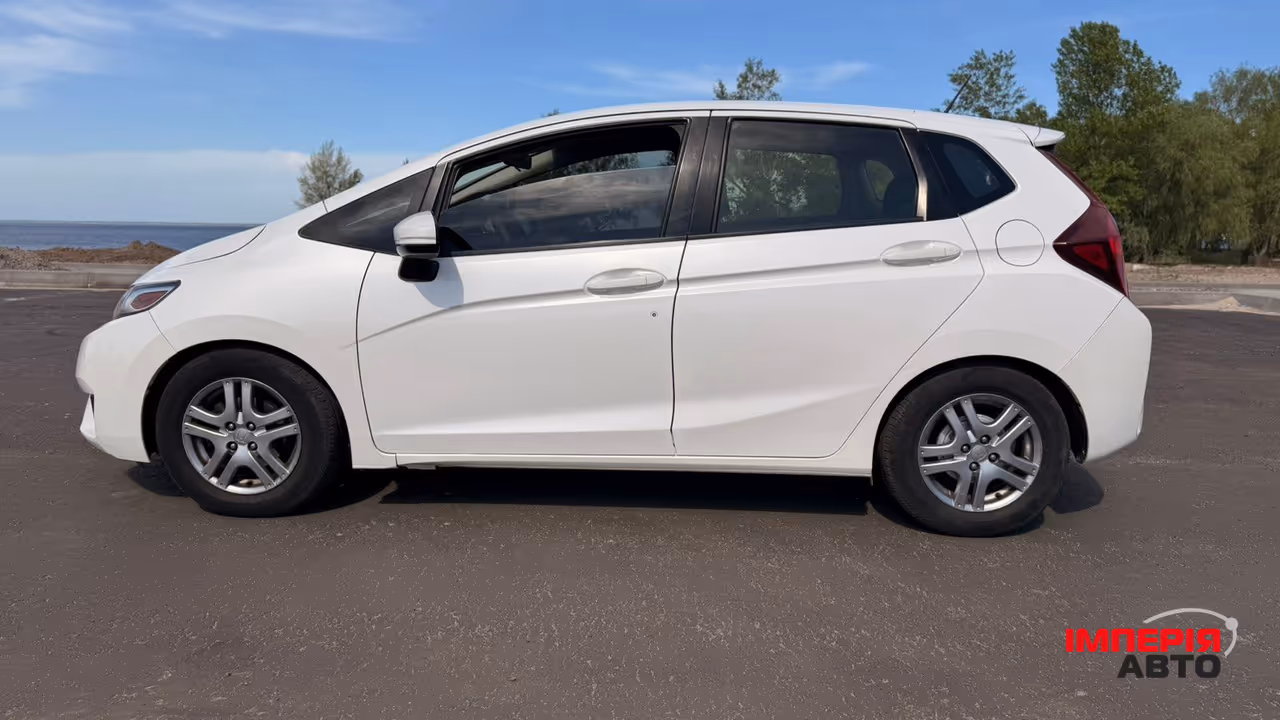 Honda Fit - фото 5