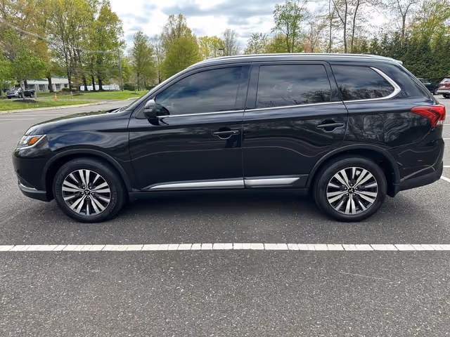 Mitsubishi Outlander - фото 4