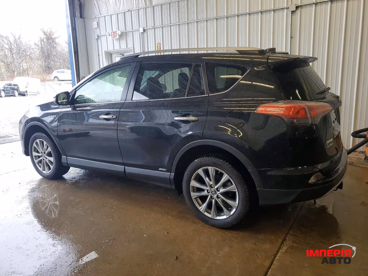 Toyota RAV4 - фото 5