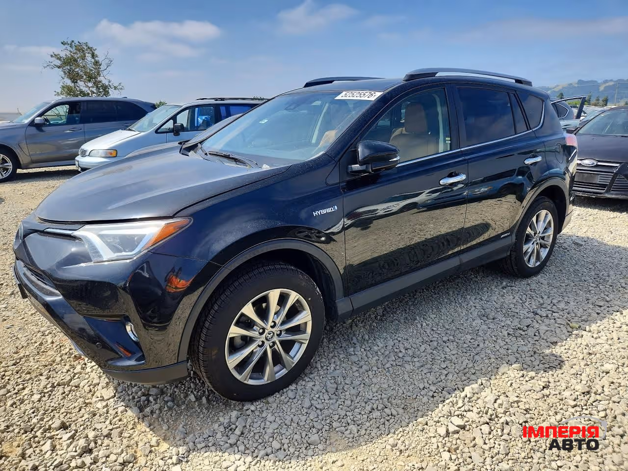 Toyota RAV4 - фото 2