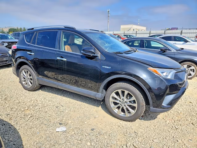 Toyota RAV4 - фото 3
