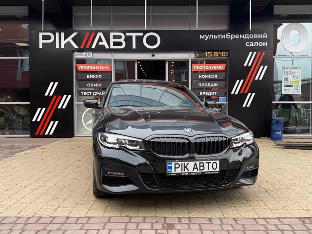 BMW 3 серії - фото 1