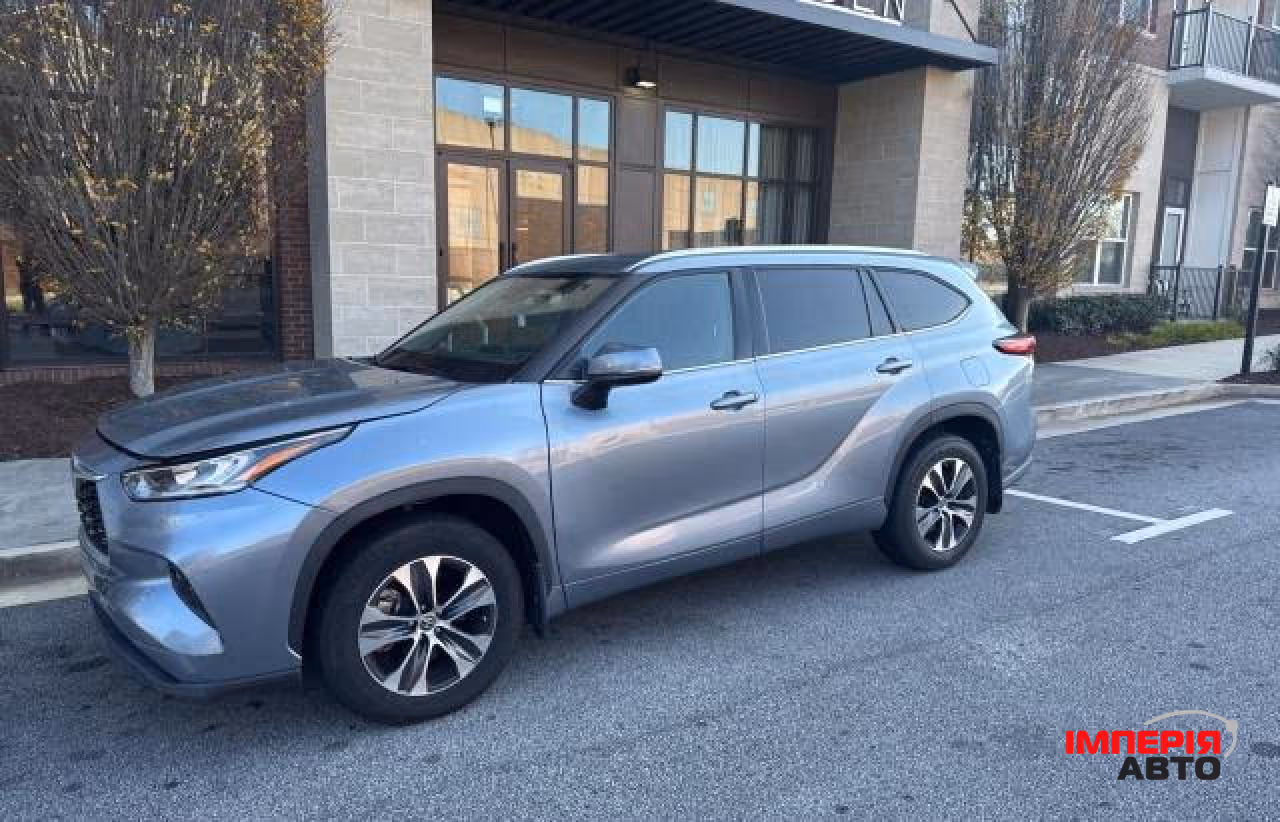 Toyota Highlander - фото 2