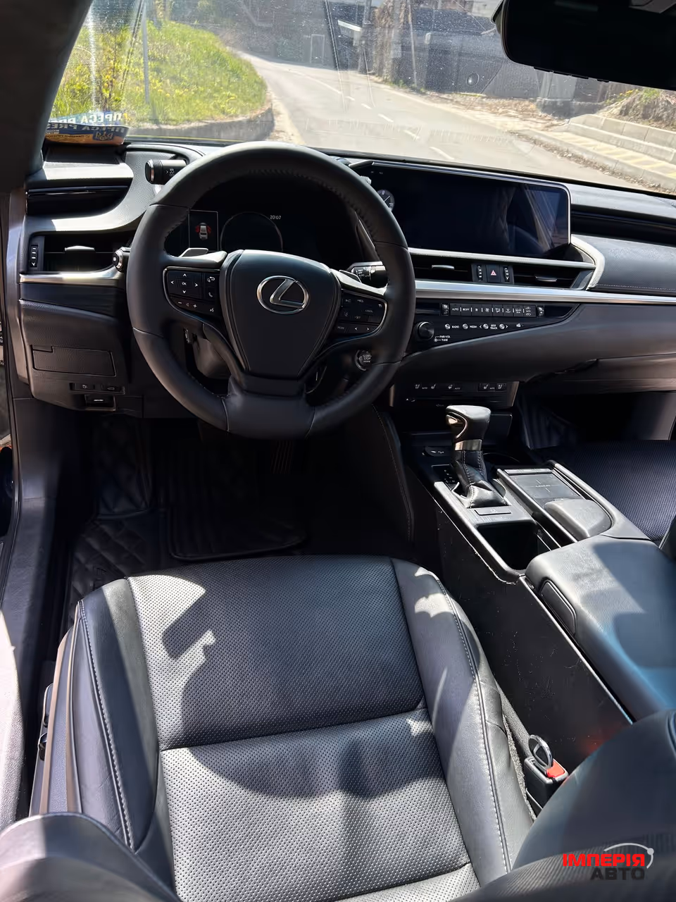 Lexus ES - фото 9