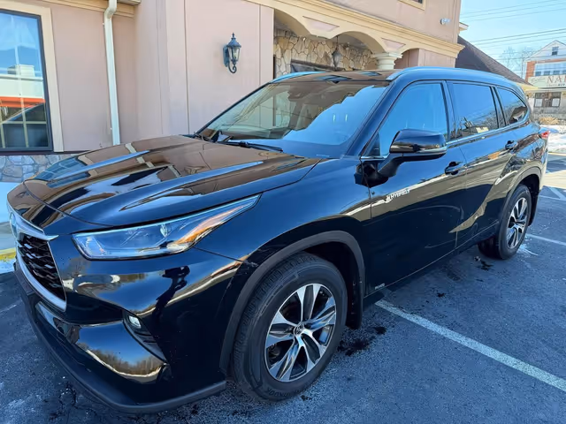 Toyota Highlander - фото 3
