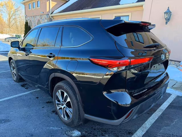 Toyota Highlander - фото 5
