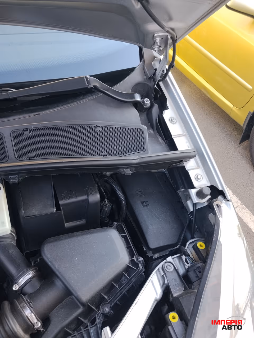 Ford Galaxy - фото 14