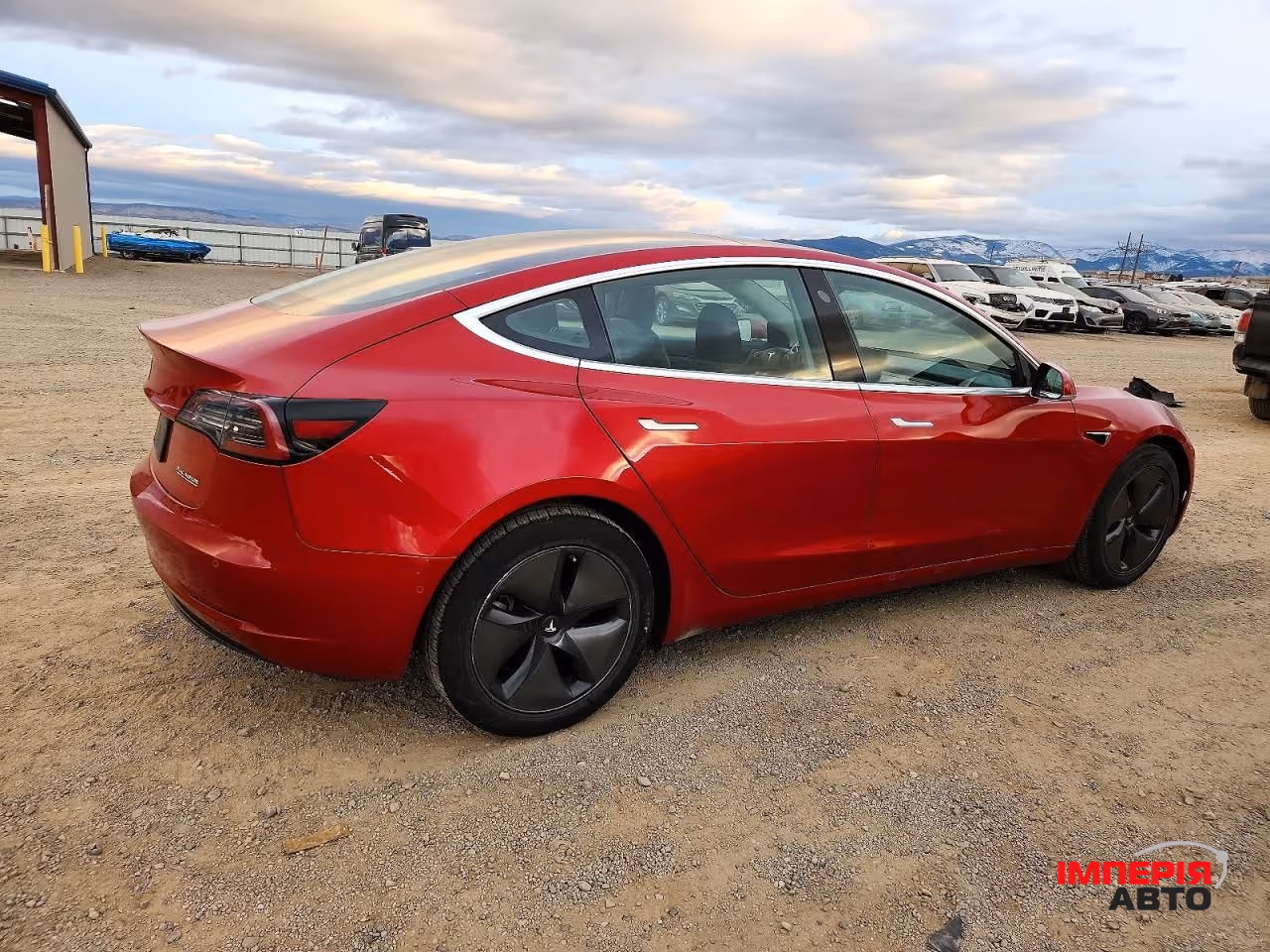 Tesla Model 3 - фото 5
