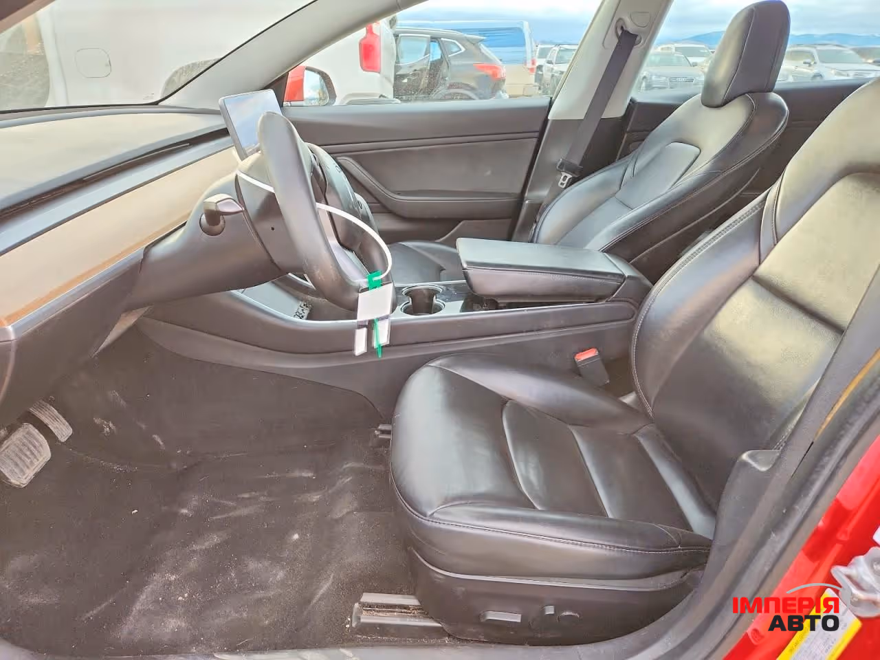 Tesla Model 3 - фото 8