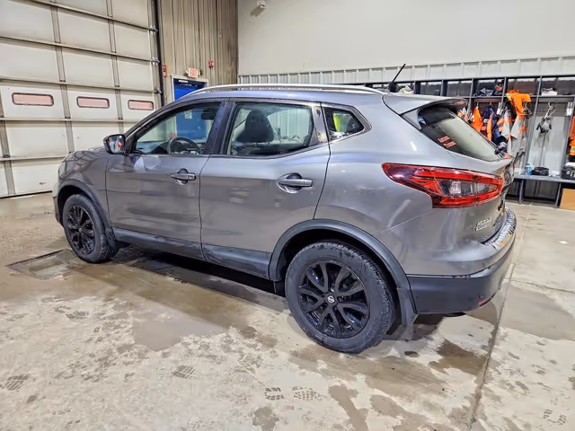Nissan Rogue - фото 5