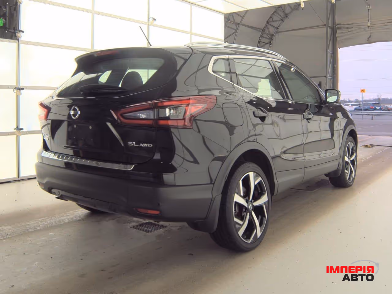 Nissan Rogue Sport - фото 3