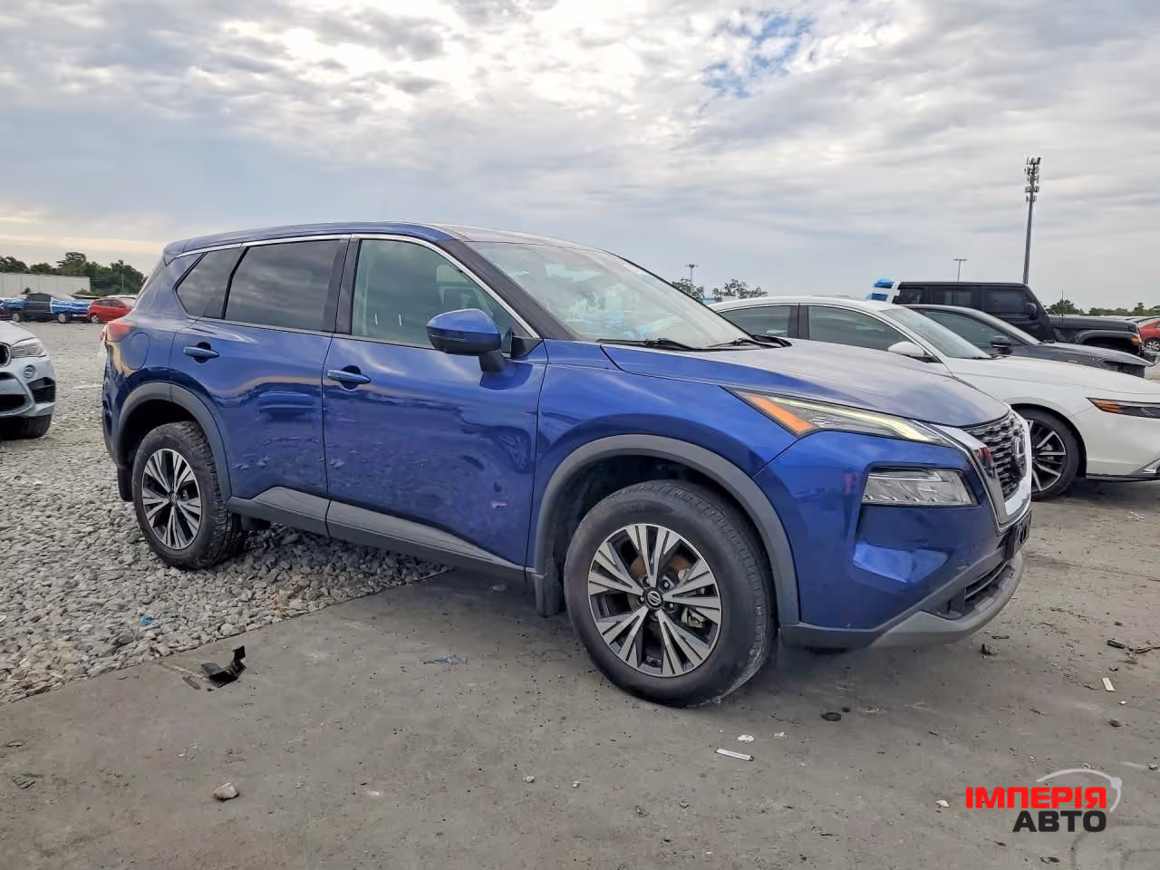 Nissan Rogue - фото 3