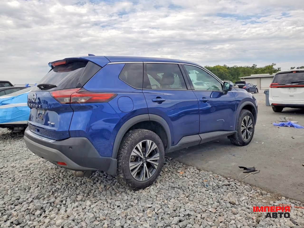 Nissan Rogue - фото 4