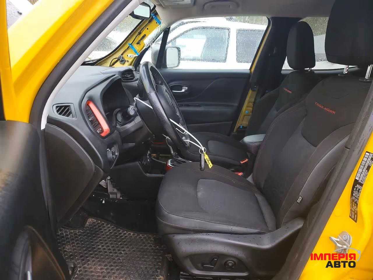 Jeep Renegade - фото 7