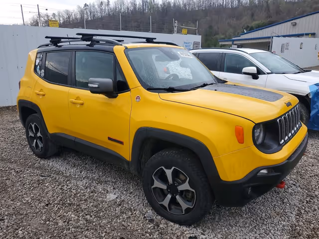 Jeep Renegade - фото 3