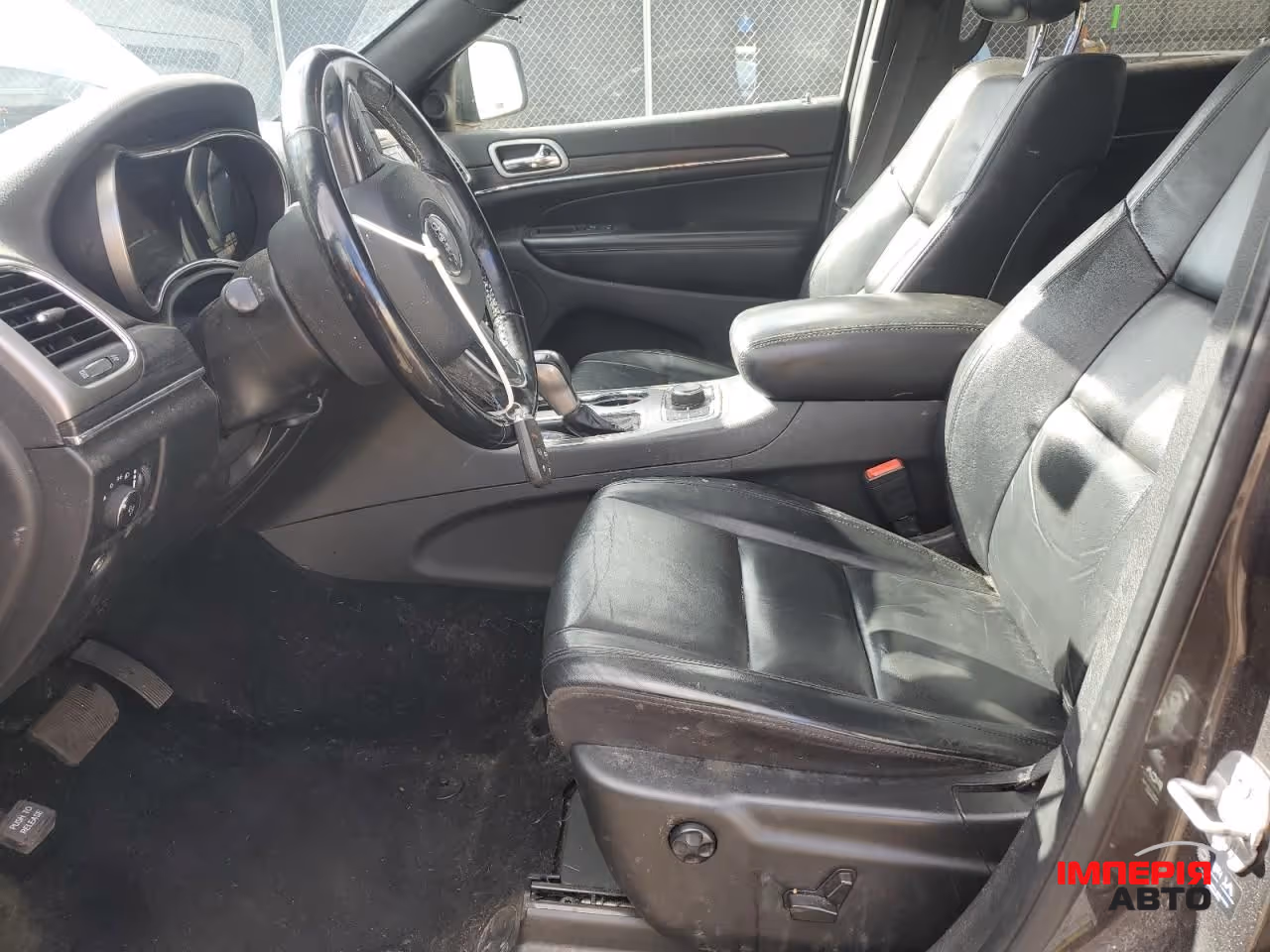 Jeep Grand Cherokee - фото 8