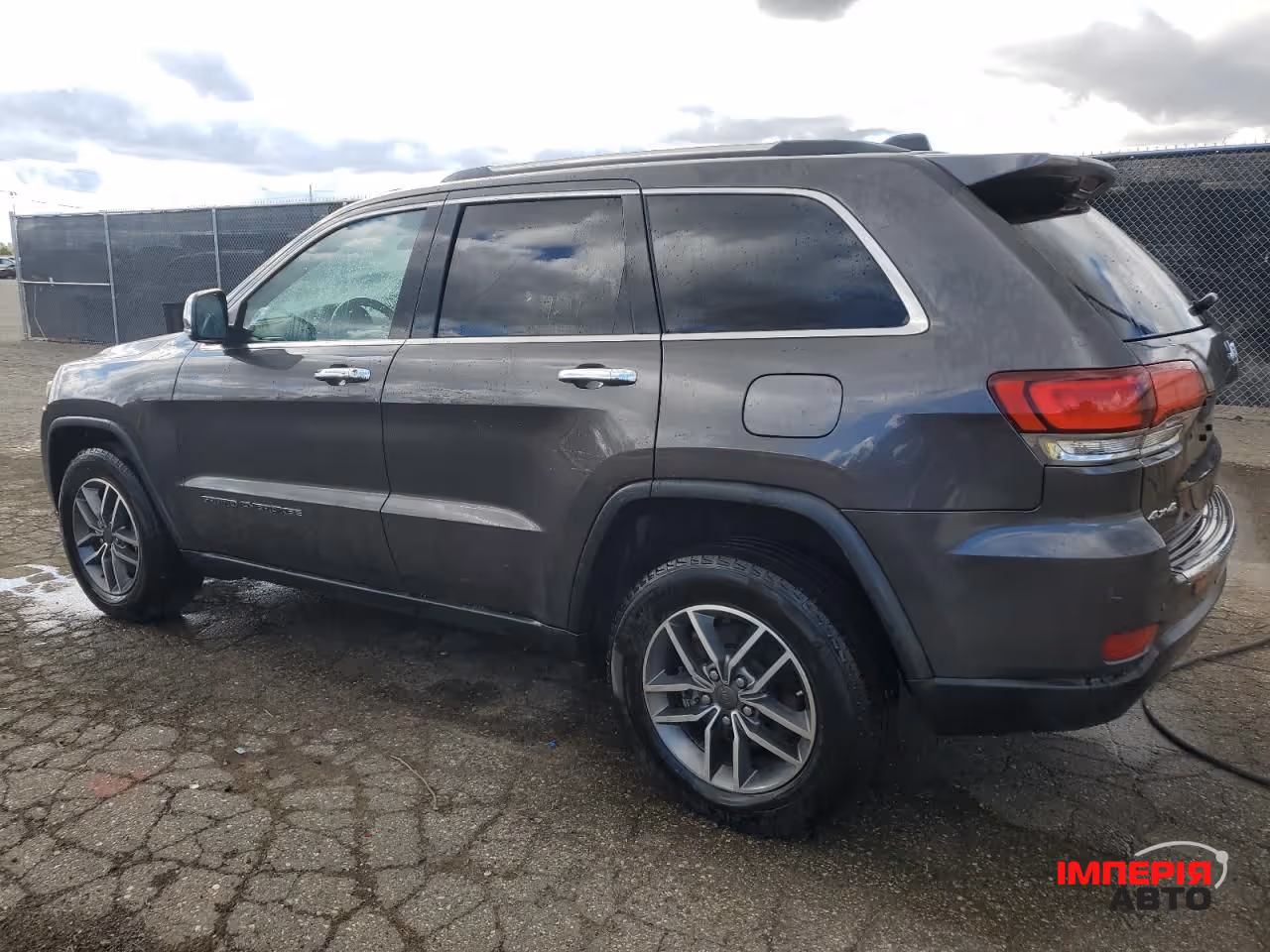 Jeep Grand Cherokee - фото 4