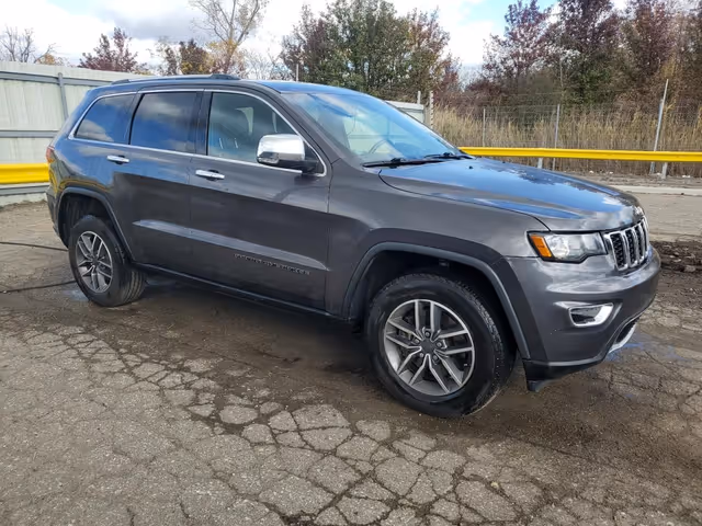Jeep Grand Cherokee - фото 2
