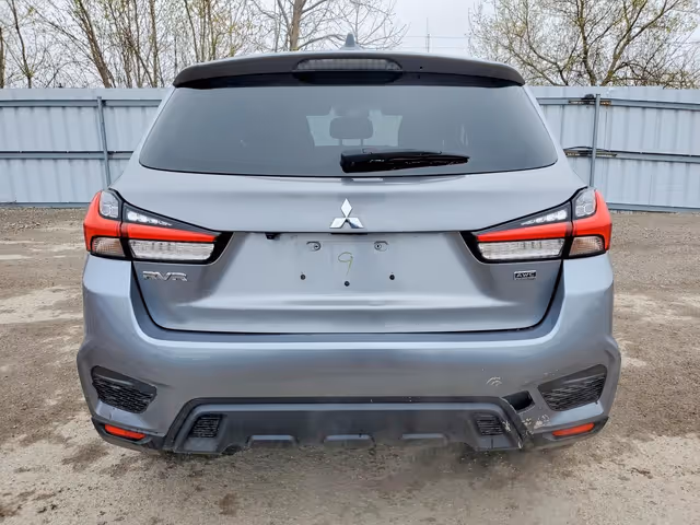 Mitsubishi Outlander Sport - фото 5