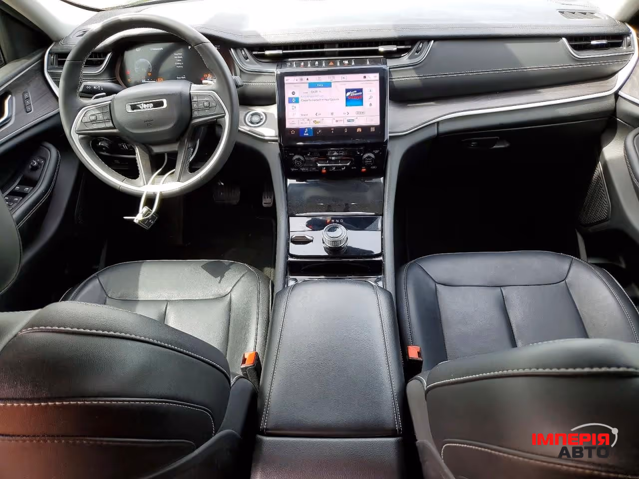 Jeep Grand Cherokee - фото 8