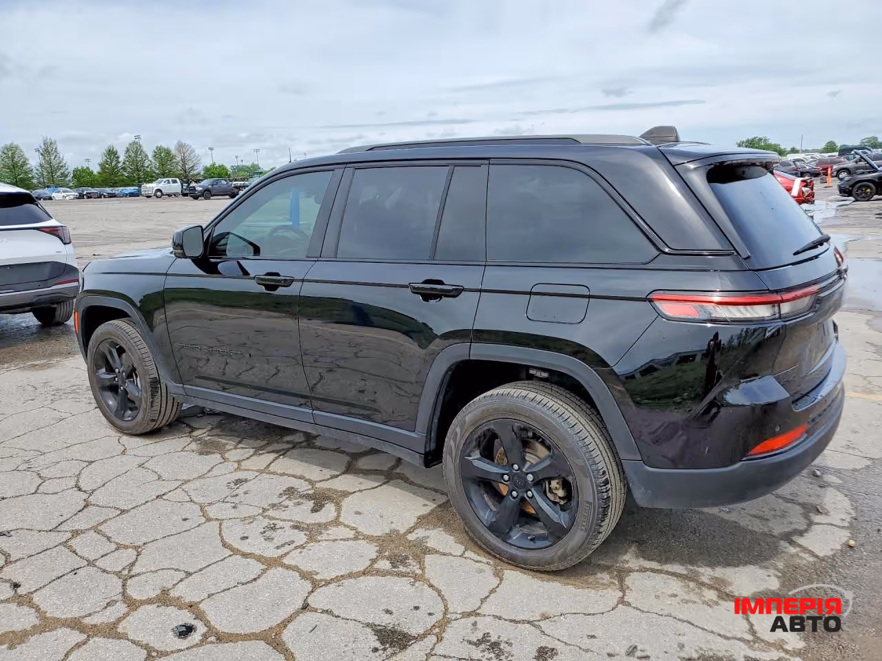 Jeep Grand Cherokee - фото 4
