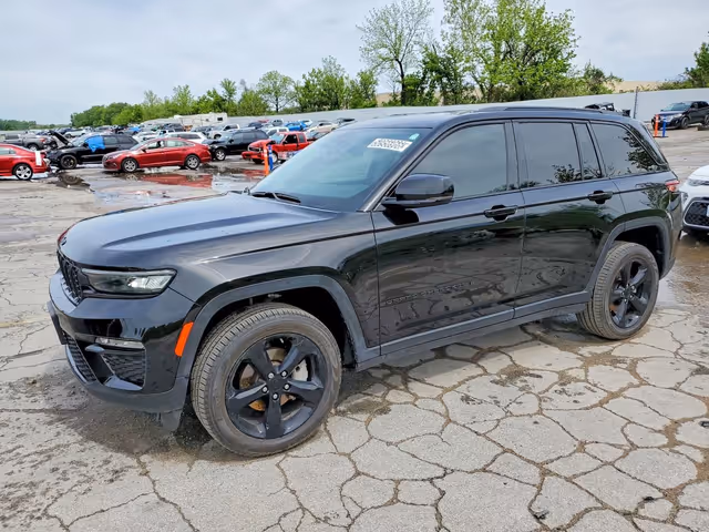 Jeep Grand Cherokee - фото 3