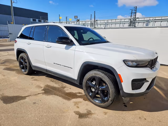 Jeep Grand Cherokee - фото 2