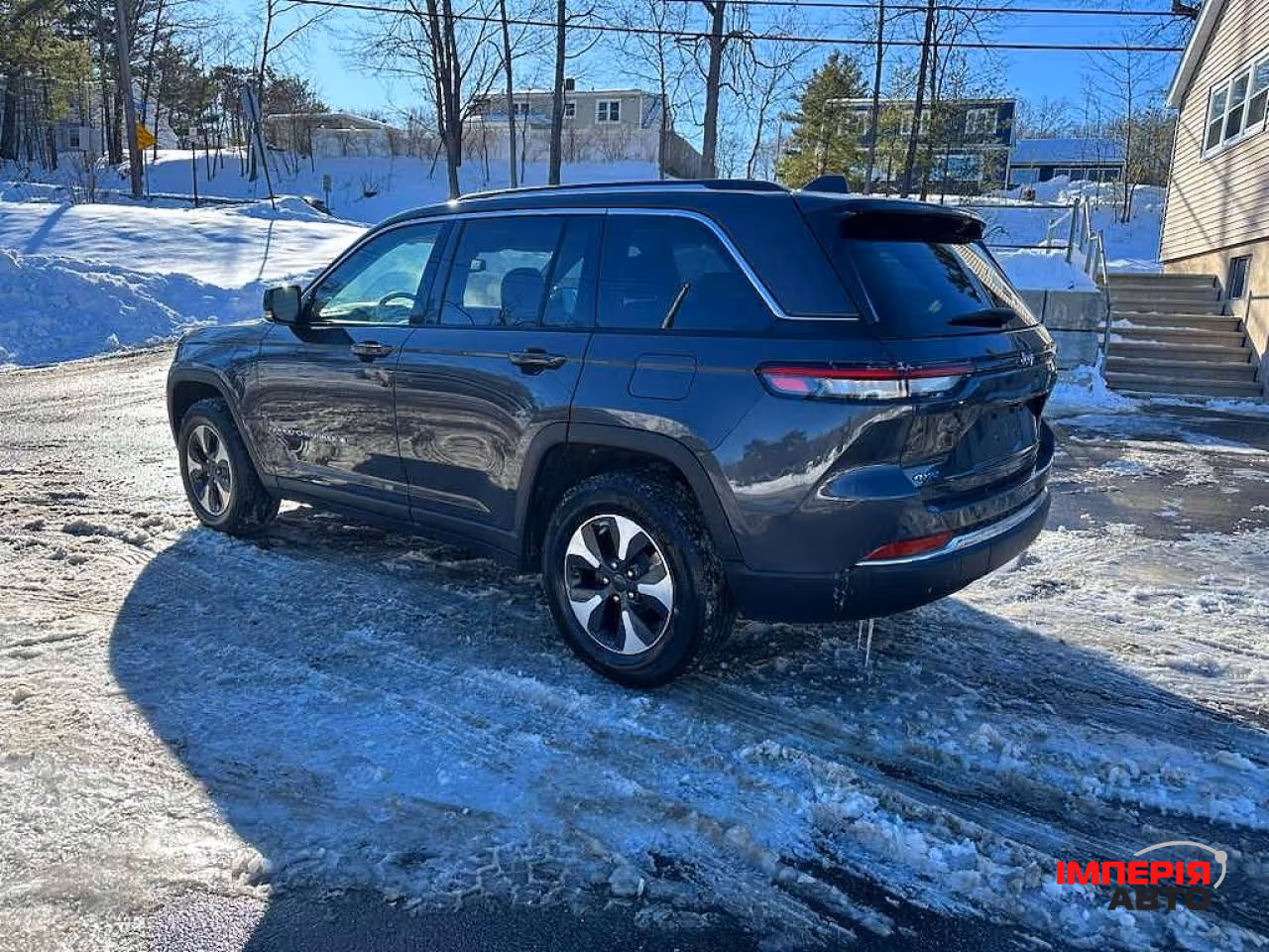 Jeep Grand Cherokee - фото 3