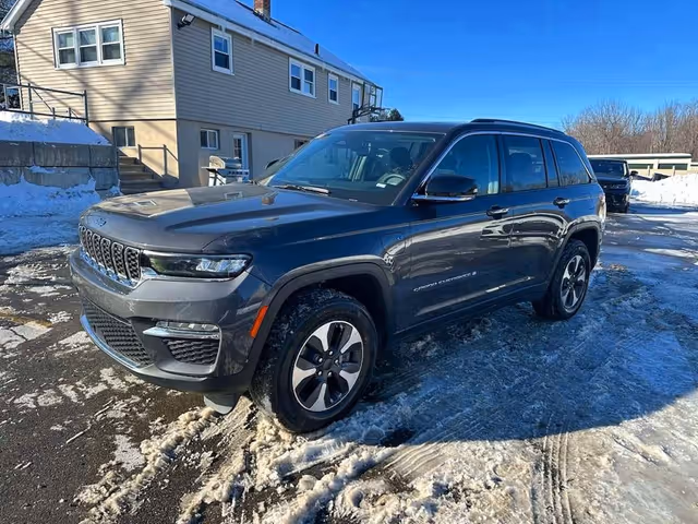 Jeep Grand Cherokee - фото 1