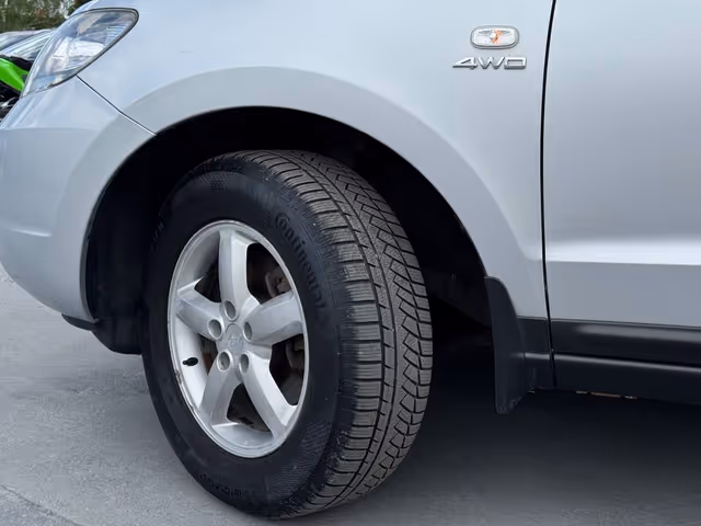 Hyundai Santa Fe - фото 4