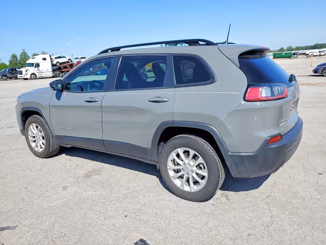 Jeep Cherokee - фото 4
